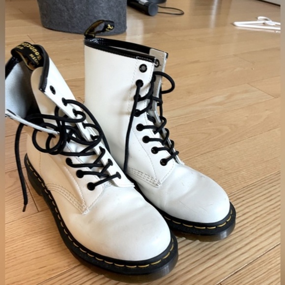 Doc Martin white - Picture 3 of 4